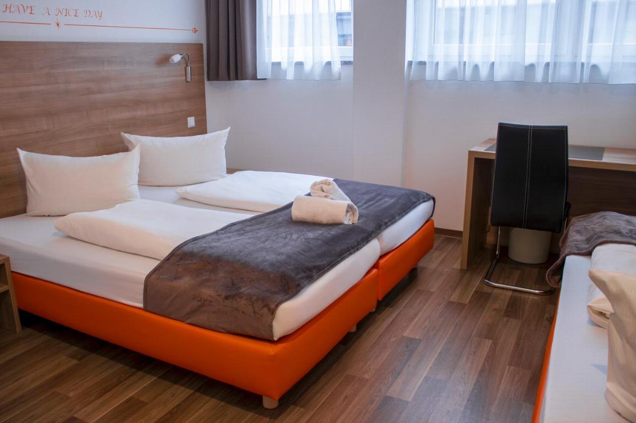Orange Hotel Und Apartments Neu-Ulm Zewnętrze zdjęcie