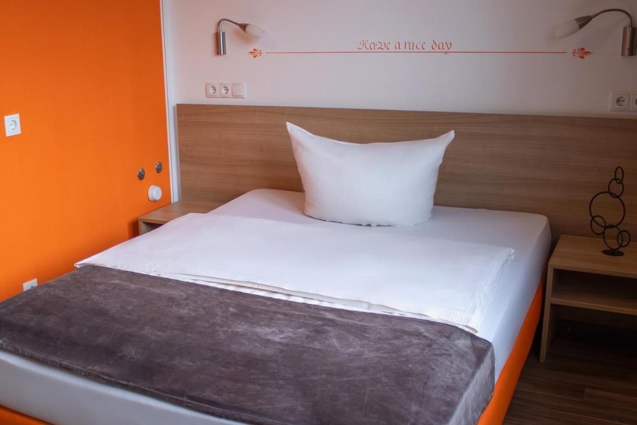 Orange Hotel Und Apartments Neu-Ulm Zewnętrze zdjęcie