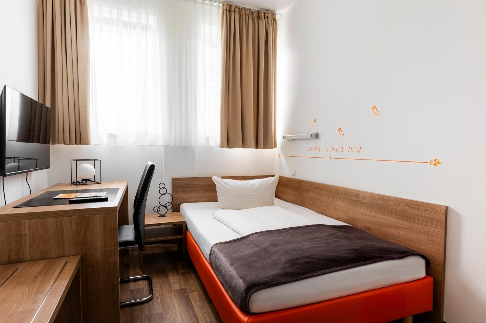 Orange Hotel Und Apartments Neu-Ulm Zewnętrze zdjęcie