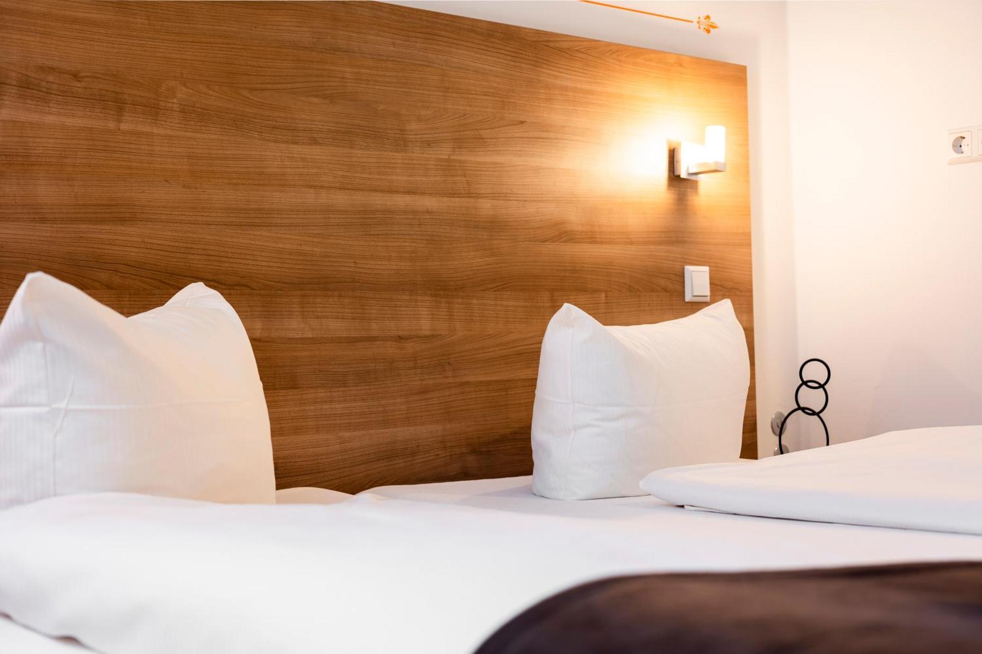 Orange Hotel Und Apartments Neu-Ulm Zewnętrze zdjęcie
