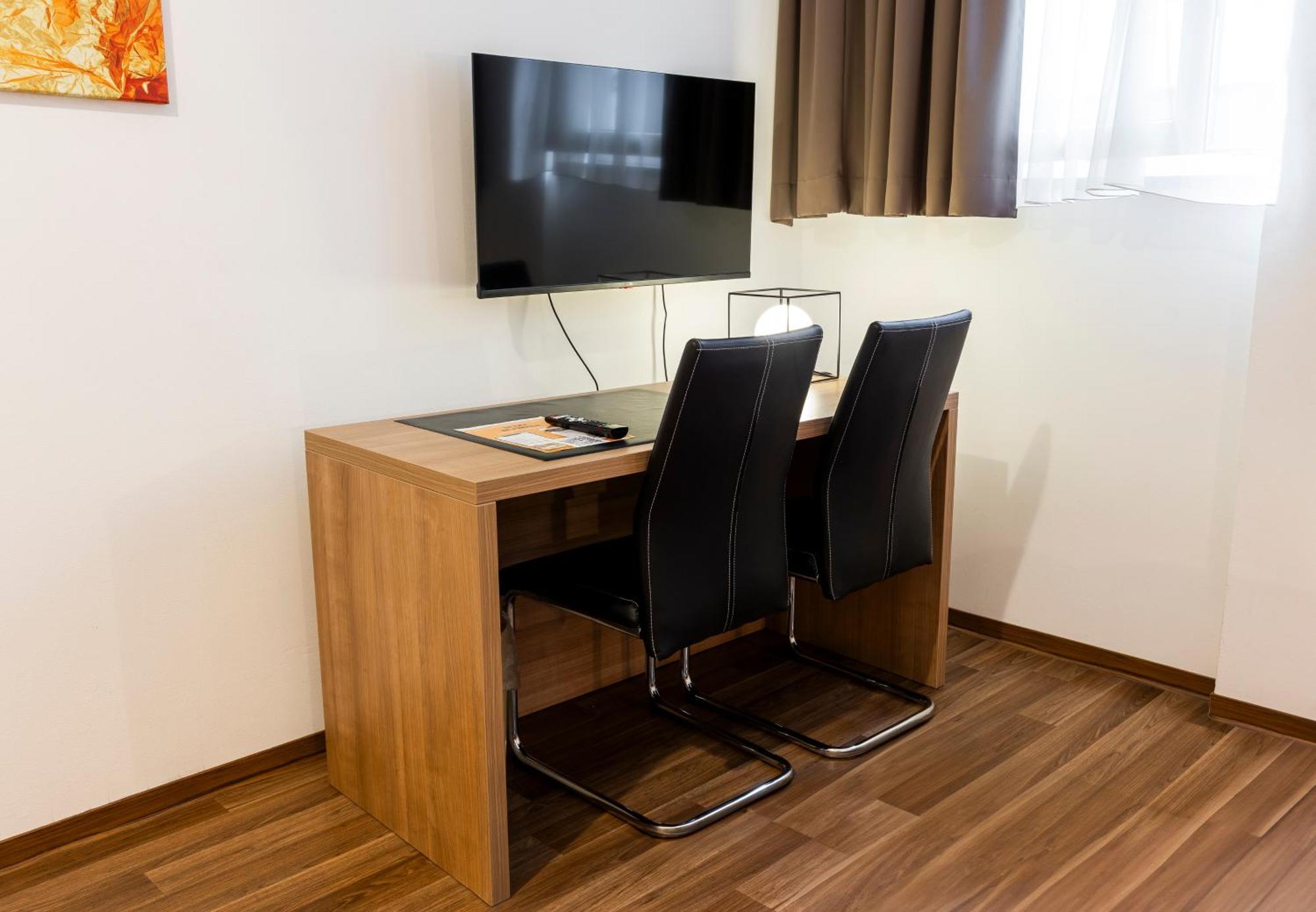 Orange Hotel Und Apartments Neu-Ulm Zewnętrze zdjęcie