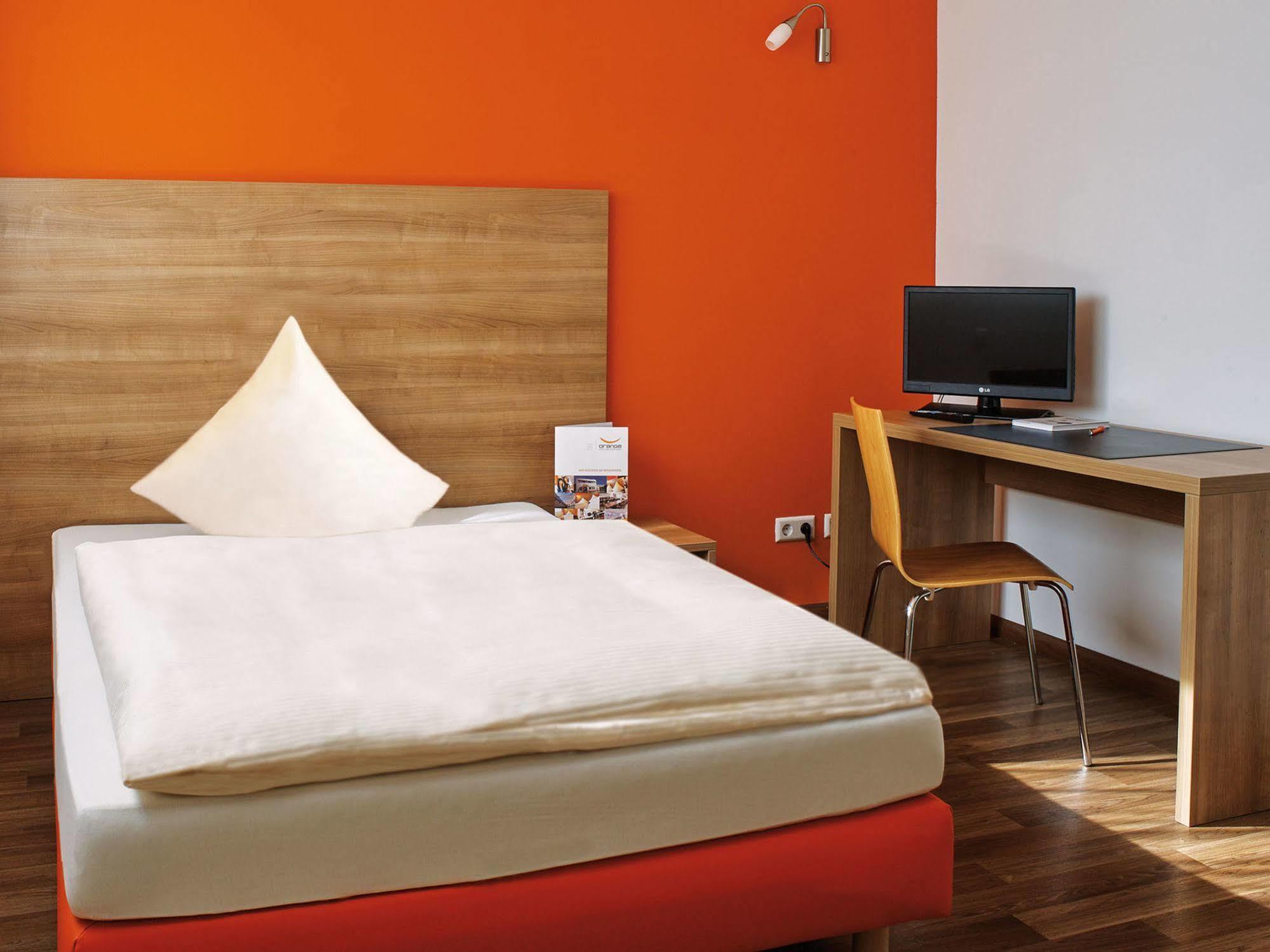 Orange Hotel Und Apartments Neu-Ulm Zewnętrze zdjęcie
