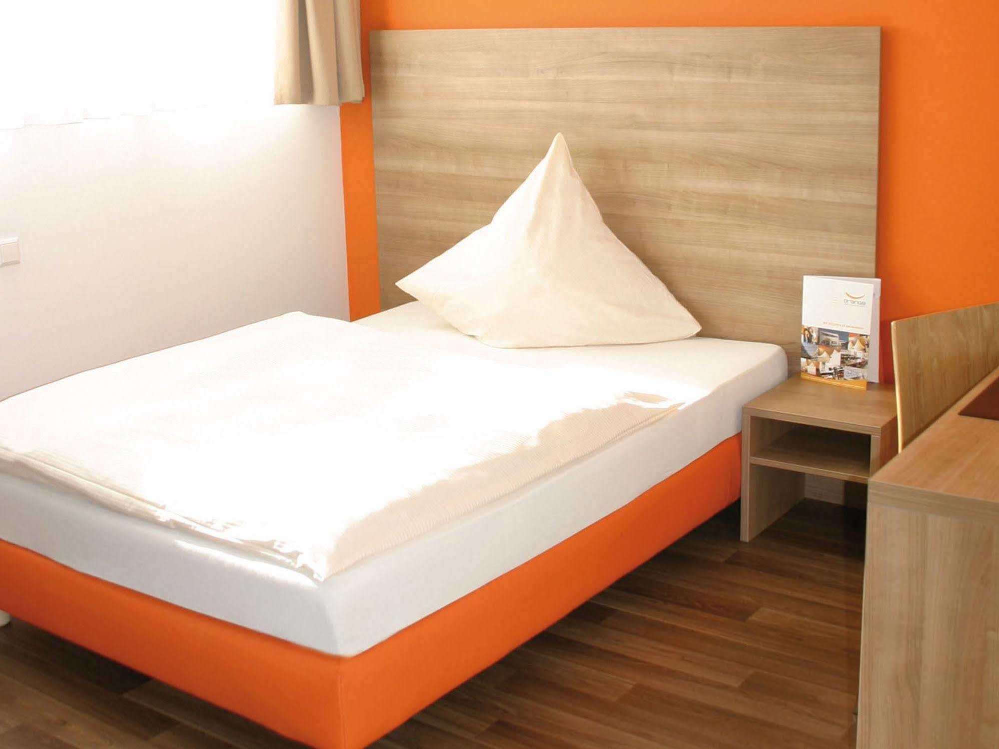 Orange Hotel Und Apartments Neu-Ulm Zewnętrze zdjęcie